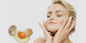 Preparation of a face-lifting facial mask with egg protein