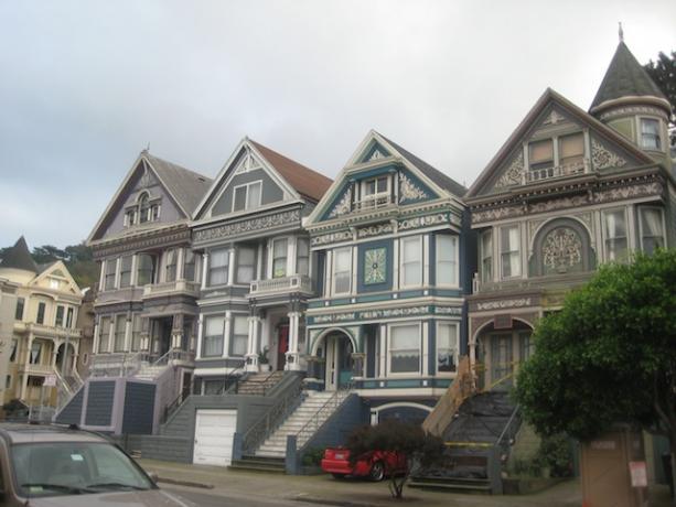 ผู้หญิงทาสี_victorias_san francisco_haight